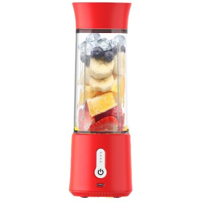 China Car Morden Style Hot Selling Juicer Small Fruit Blender Kitchen Appliances Universal Portable Usb Blender for sale