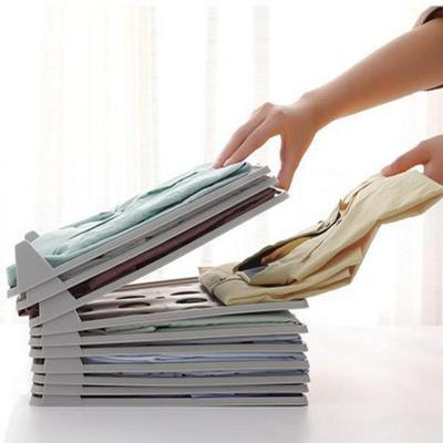 China 2021 Wholesale Clothing Hot Sale T-shirt Folding Board T-shirt Folder Clothes Laundry Organizador de Flip Fold Plastic Pp Flipfold for sale