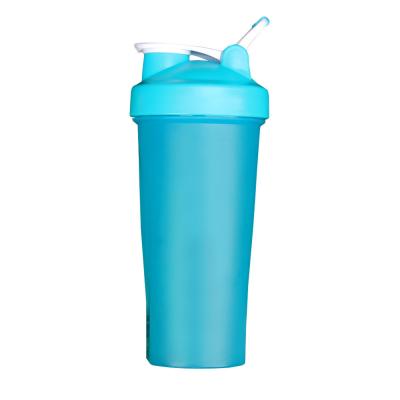 China bolas LIBRES del batidor de Shaker Bottles Cup With Wire de la proteína de 700ml BPA en venta