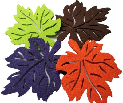 China 2022 Sustainable Handmade Outdoor Protector Leaf Shape Felt Wine Coasters for sale