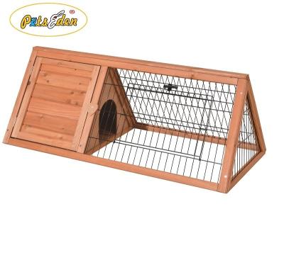 China Hutch Outdoor Indoor Simple Design Viable Triangle Rabbit Wooden Cage House for sale