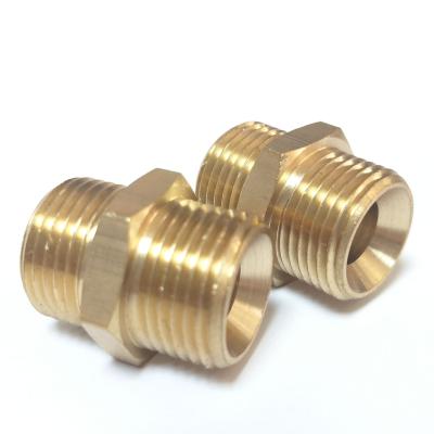 China Water cooling line injecting mold machine BSPT NPT male thread hex pipe brass nipple for tube for sale