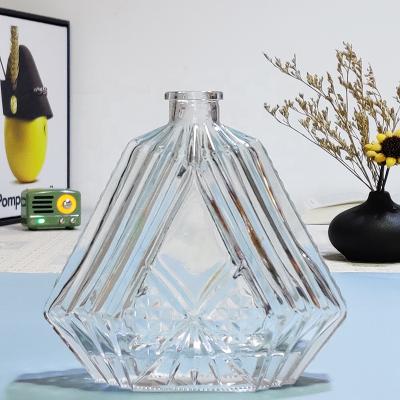 China Flint 500ml 700ml Beverage Grade Spirits Glass Bottle 700ml Super Superior Custom Brandy Tequila Glass Bottle for sale