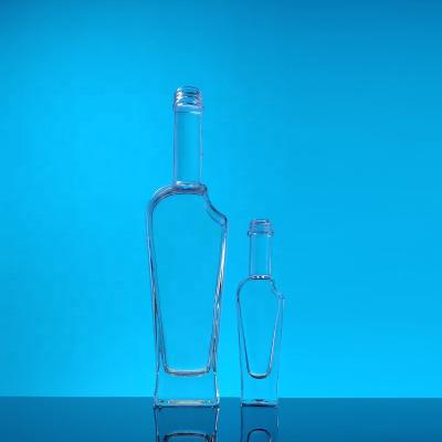 China Good Quality 50ml Spirits Beverage Elegant Glass Bottle Factory Empty Glass Bottle 50ml for sale