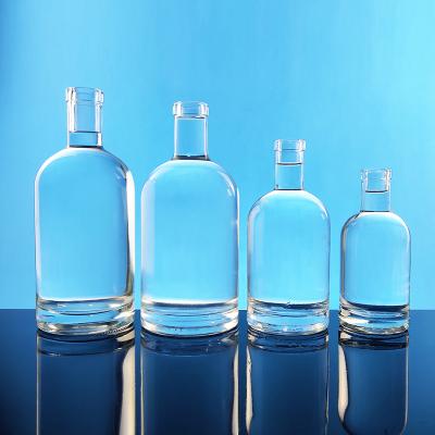 China Beverage Heze Yuncheng Factory Manufacturer Direct Glass Liquor Vodka 600ml Bottle for sale