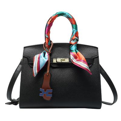 China Wholesale Lady Women Waterproof Handbags Clips Leather Bags Women Handbags Shoulder for sale