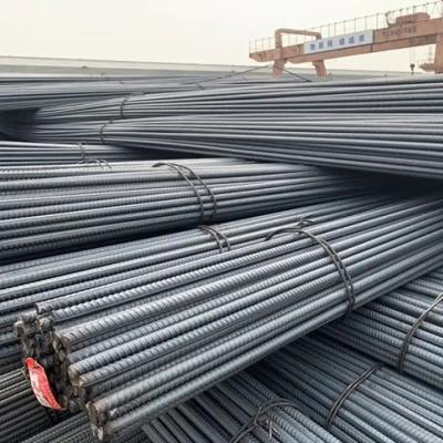 China Gran cantidad HRB400 HRB500 Rebar de acero 8mm/10mm/12mm Todos los estilos de diseño para el corte en venta