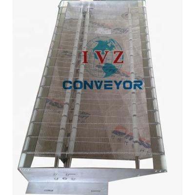 China Heavy Duty Oil Wire Mesh Conveyor For Cooling Products Conveying for sale