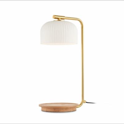 China Contemporary Modern Decorative Desk Lamp for sale