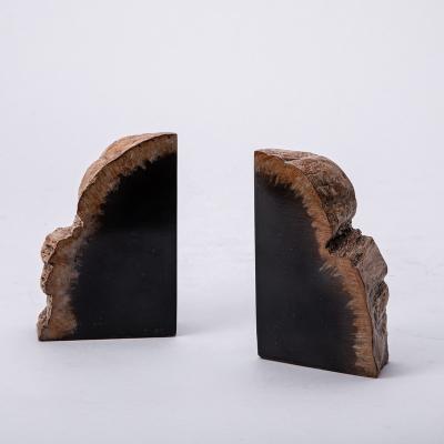 China Resin Luxury Luxury Creative Bookend Tabletop Sculpture for Home Decor for sale