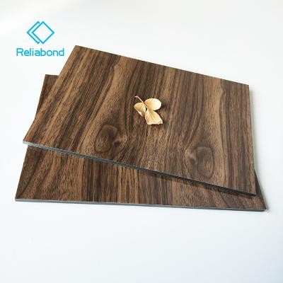 China Mid Century RELIABOND 4MM Fireproof Wood Finish Aluminum Composite Panel For Exterior Cladding for sale