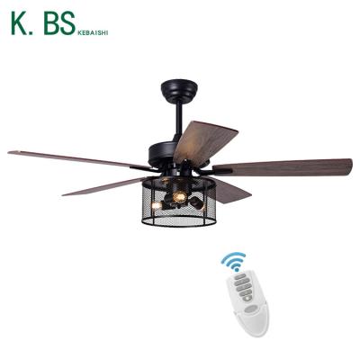 China AC Motor Retro Modern Plywood 5 DC Motor Home Decor Hotel Home Decor Power Saving Ceiling Fan With Light for sale