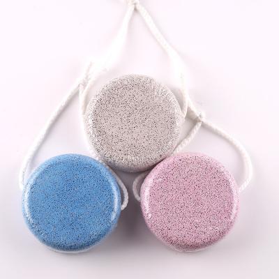 China Artificial Nail Powder Natural White Foot Cleaning With Handle Maker For Feet Pedicure Improve Softness With Pumice Stone for sale