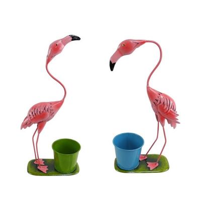 China Europe Flamingo Metal Garden Planter Sculpture Figure Pink Yard Art Metal Ornament for sale