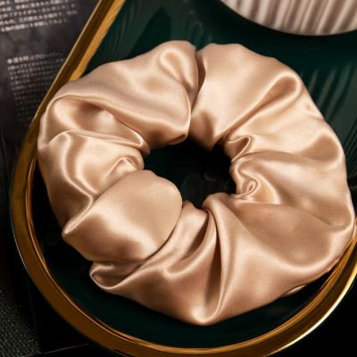 China Fashion Momme 5cm Women's Scrunchies 100% 6A Mulbery Mulbery Custom Colored Pure Silk Hair Scrunchies 25 for sale