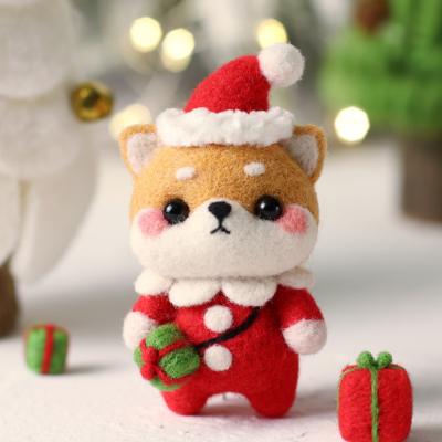 China DIY Needle Felting Kit Wool Felt Craft Starter Kit Christmas Animal Tools Set for sale