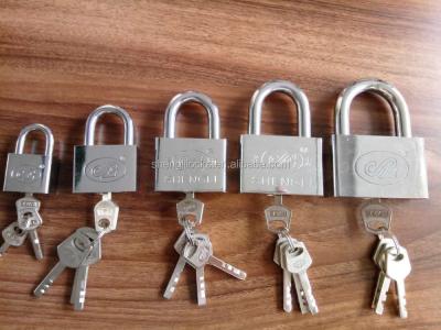 China Desktop Mountain-Circle Factory High Quality Square Shape Chrome Plated Vane Iron Padlock for sale