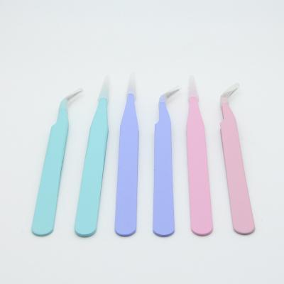 China Eyelash Makeup Work Goods Eyelash Tweezers Manufacturer Specializing In Production Wholesale Color Tweezers for sale