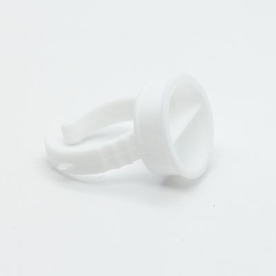 China Eyelash Extension Rings Glue Plastic Rings Stick Holder For White Eyelash Extension Bag OEM Item for sale