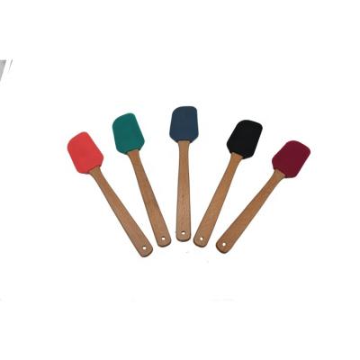 China Home Kitchen Tool Silicone Baking Spatula With Wooden Handle for sale