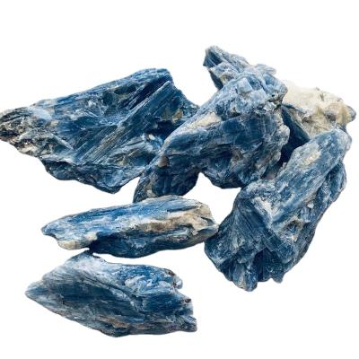 China Raw Kyanite Crystal Mineral Specimens For Healing from China Wholesale Natural Rock for sale