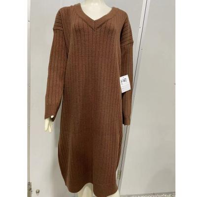 China Women's Breathable Winter Fashion Chunky Ribbed Knitted Oversized Japanese V-Neck Sweater Dress In Mocha Loose Outer Heavy Knit Dresses for sale