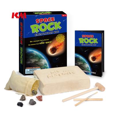 China Educational Toy Geology Rocks Poke Educational Toy Dig Find It Rock Minerals Dig Space Rock Excavation Kit for sale