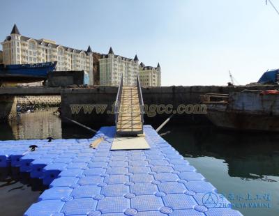 China Jet Ski Dock China Supply Good Quality HDPE Pontoon Floating Platform for sale