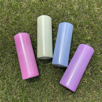 China New Style 20oz Dark White Vacuum Sublimation Glow Viable UV Color Change And Glow In The Sun Dark Color Changing Tumbler For DIY Printing for sale