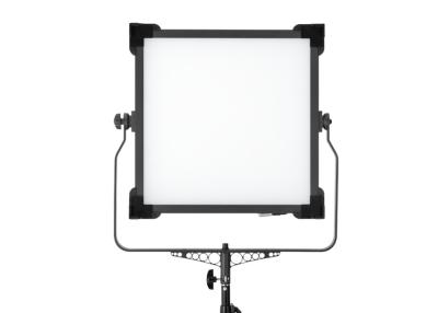 China El estudio del cuadrado LED de VictorSoft 1.5x1.5 enciende Dimmable bicolor ultra brillante en venta