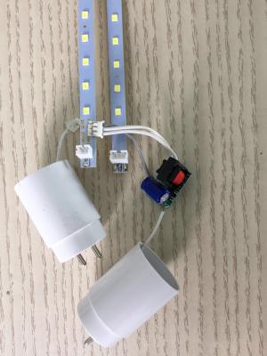 China High Lumen Warm White T8 LED Tube Light Bulb 9W 18W In SKD SMD 2835 for sale