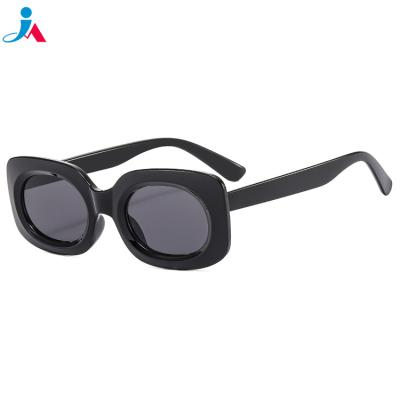 China Fashion Sunglasses 2023 New Brand Design Logo Fashion Small Frame Sun Oval Sunglasses Popular Trend Custom Famous Retro Glass Shade For Women for sale