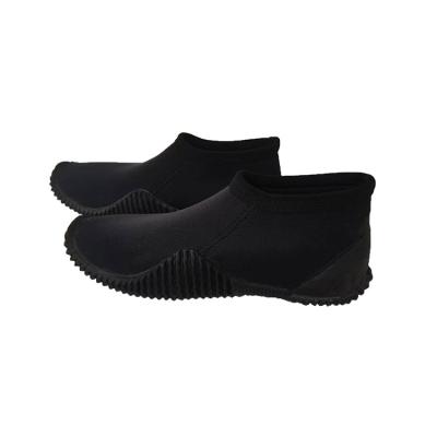 China New Arrival Fashionable Men Vulcanized Shoe Black Rubber Flat Custom Vulcanized Shoes for sale