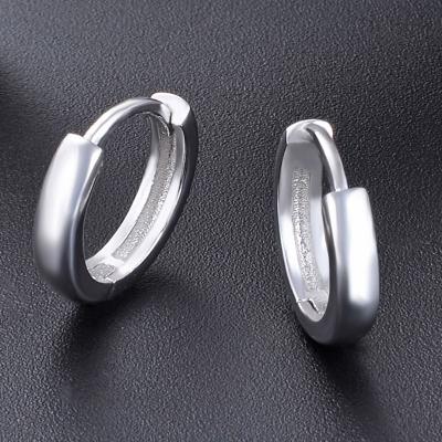 China Simple shiny unisex 925 sterling silver ring earrings fashion trend huggie earring circle CLASSIC for sale