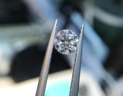 China 1.0CT D VS2 ID EX CVD HPHT Laboratorio de cultivo Diamante redondo Corte brillante en venta