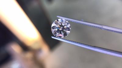 China Certificado IGI 1.53CT F VVS2 ID EX Diamantes cultivados en laboratorio HPHT de corte redondo en venta