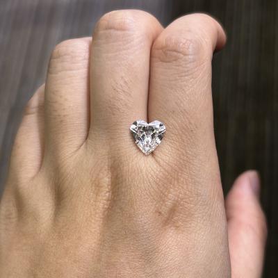 中国 3.39ct VS1 F 合成ダイヤモンド ラボダイヤモンド ハート ブリアントカット 販売のため