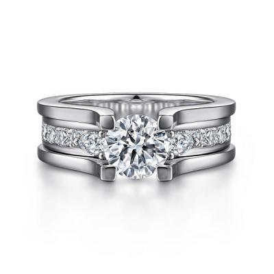 Chine Lab Diamond Wedding Band VVS Clarité HPHT Ronde découpée en laboratoire Anneau de diamant cultivé à vendre