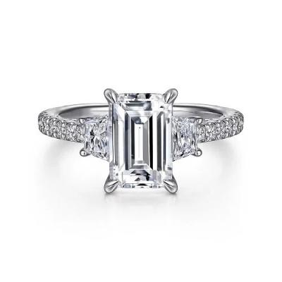 Cina Lab Diamond Wedding Band VVS Clarity HPHT Emerald Cut Lab Cresciuto Anello Diamante in vendita