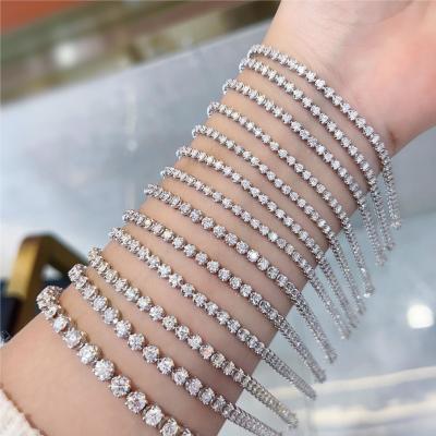 China 18K 14K 10K Solid Gold Round Cut Bezel Lab Grown Diamond Bracelets Gemstone Shape Round for sale