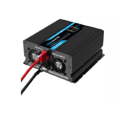 China LCD Color Overcharge 2022 Peak Power New Style 2000W Rechargeable System Inverter Solar Inverter for sale