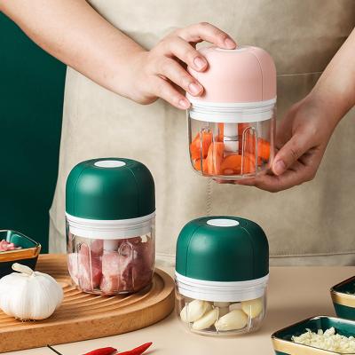 China 250ml High Yield Cordless Mini Electric Garlic Chopper Garlic Tools Usb Garlic Tools Onion Slicer Meat Grinder Kitchen Accessories for sale