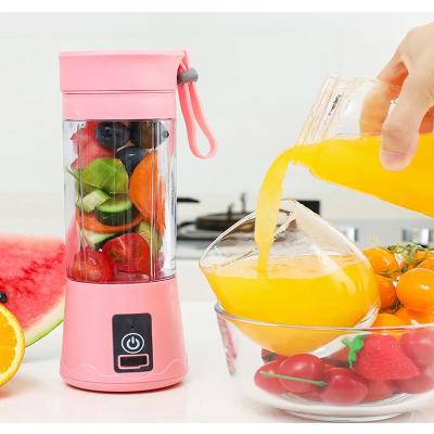 China High Quantity Car Citrus Juicer Electric Plastic Juicer Cup Juicer Blender Blender for sale