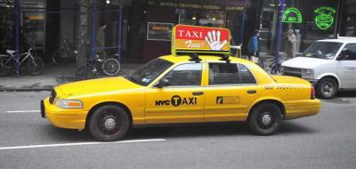 Chine L'affichage à LED De taxi de l'intense luminosité P5 a mené le signe de taxi MBI5124/CIN 2038S à vendre