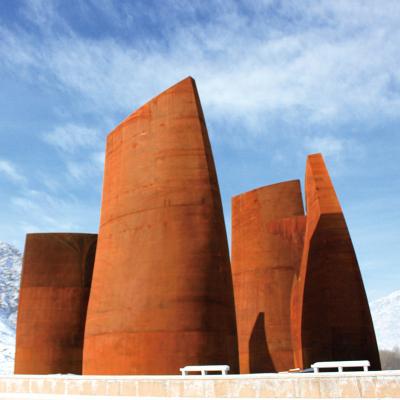 China Grandes obras de arte de acero corten H27.6m Escultura arquitectónica moderna en venta