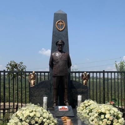 China H1.8m Estátua de bronze fundição Estátuas do exército de bronze General Seare Mekonnen Etiópia à venda