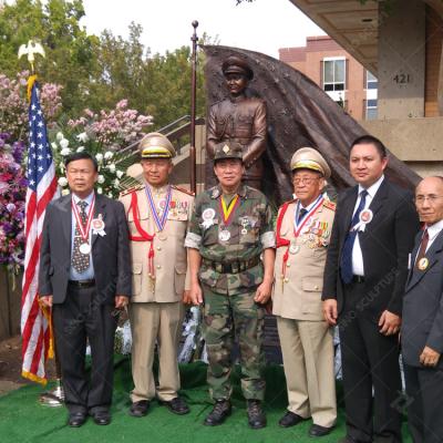 China Estatuas antiguas de silicio, monumento de soldados de bronce, acabado de pátina en venta