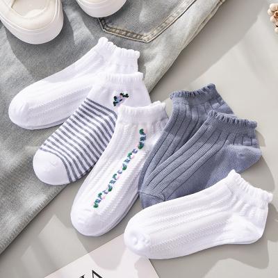 China 2021 Best Selling Antibacterial Organic Cotton Rib Socks Solid Customize Logo White Women Ankle Socks for sale