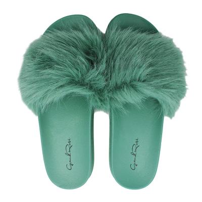 China Fashion Trend Ex-LA Warehouse Lady Winter Fashion Faux Fur Slippers Cross Slide Top Home Warm Flat Sandal for sale