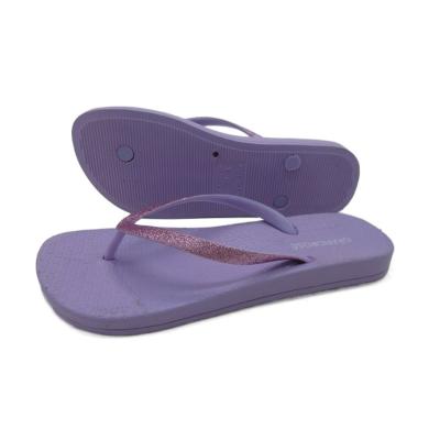 China Lightweight women new wholesale shiny decorative custom made flip flops flip flops sandals for sale